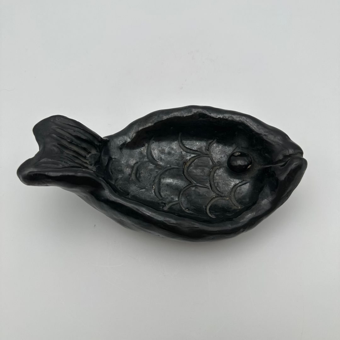 Black Ceramic Fish Vide-poche – Signed, France, Circa 1970-photo-3