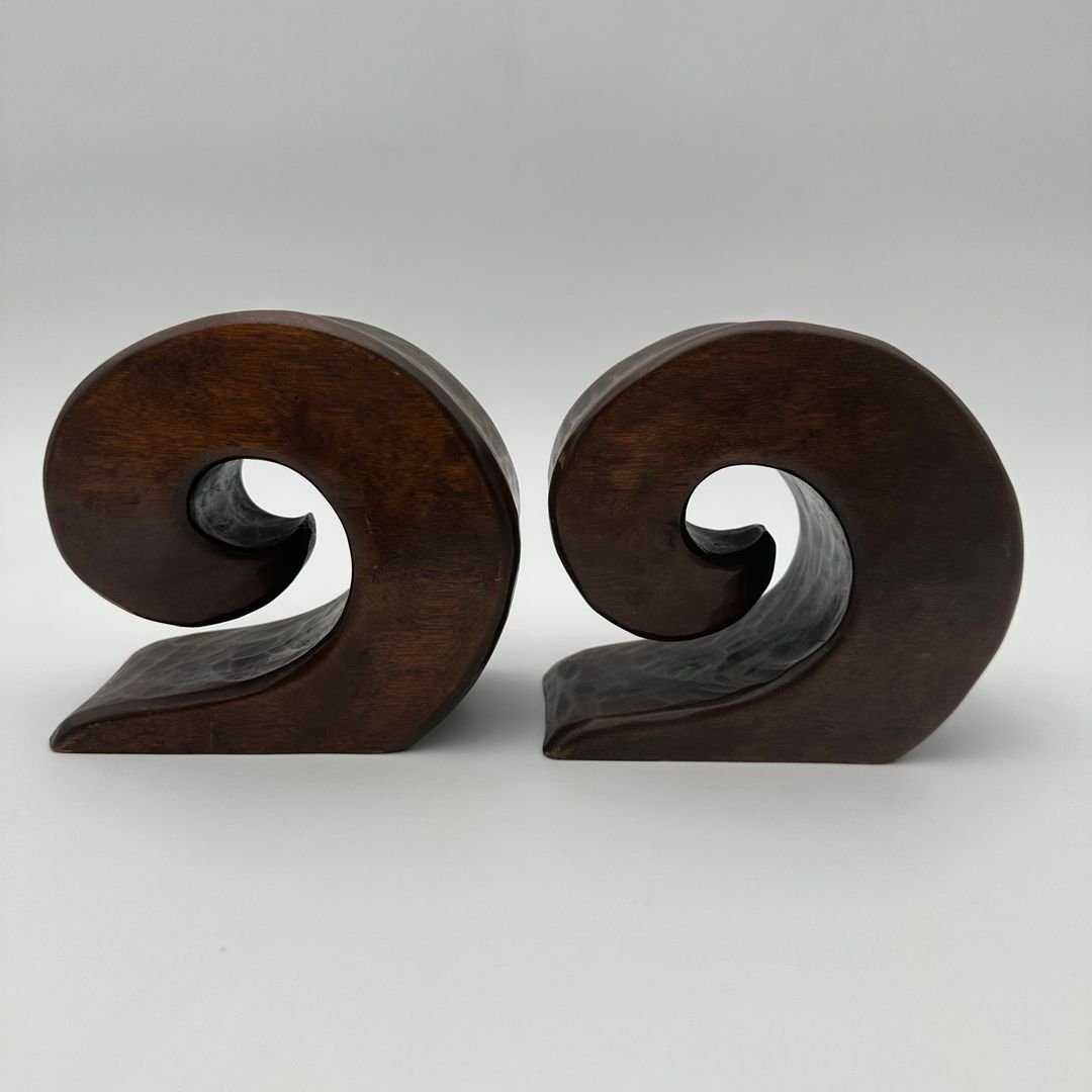 Paire de serre-livres en noyer – Dans le goût d’Alexandre Noll, France, vers 1950-photo-4