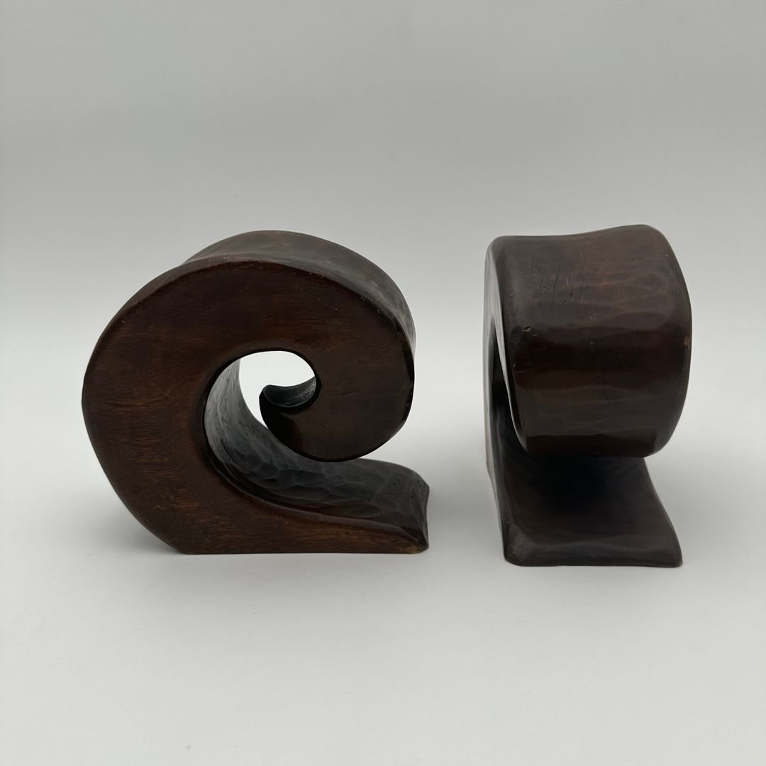 Paire de serre-livres en noyer – Dans le goût d’Alexandre Noll, France, vers 1950-photo-4