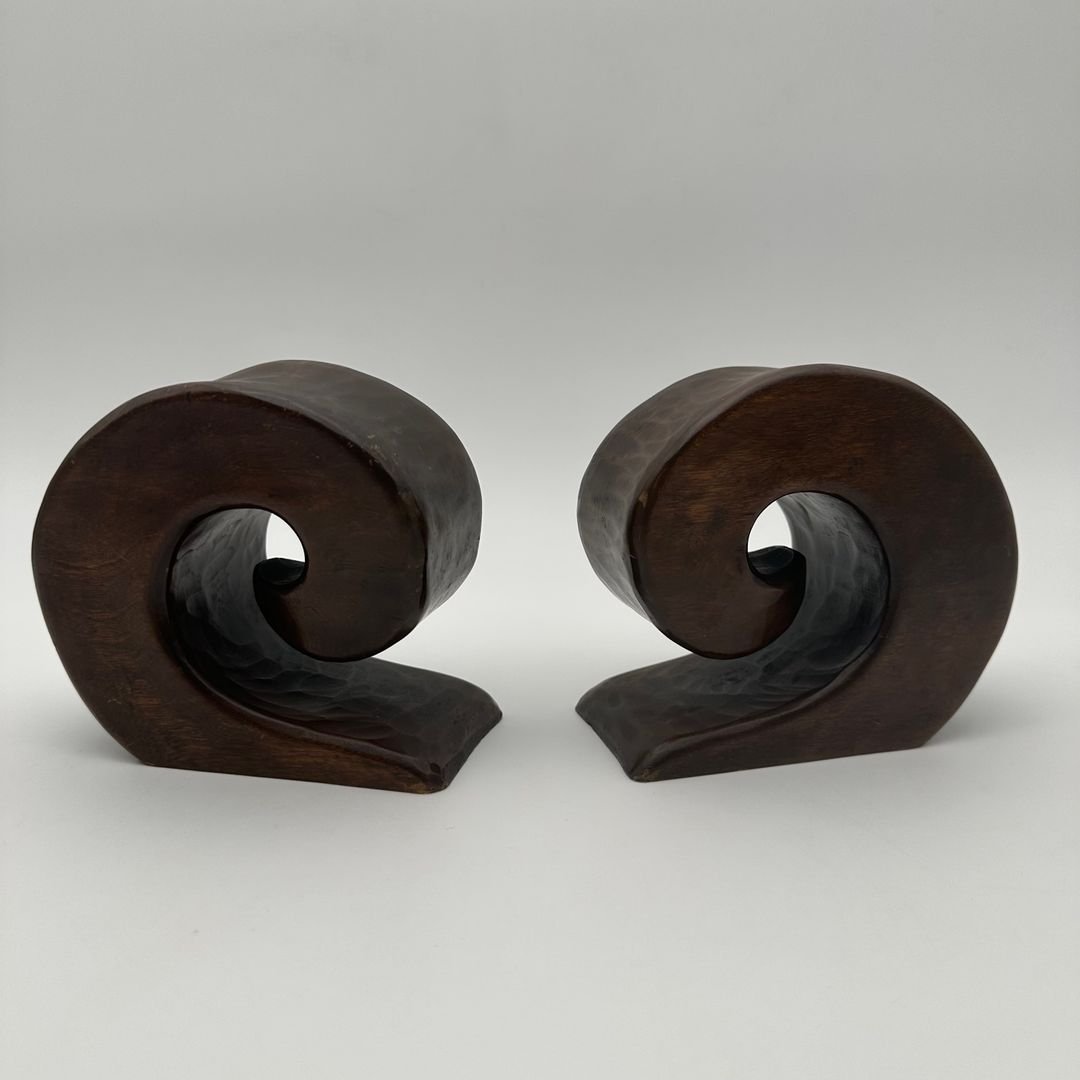 Paire de serre-livres en noyer – Dans le goût d’Alexandre Noll, France, vers 1950-photo-6