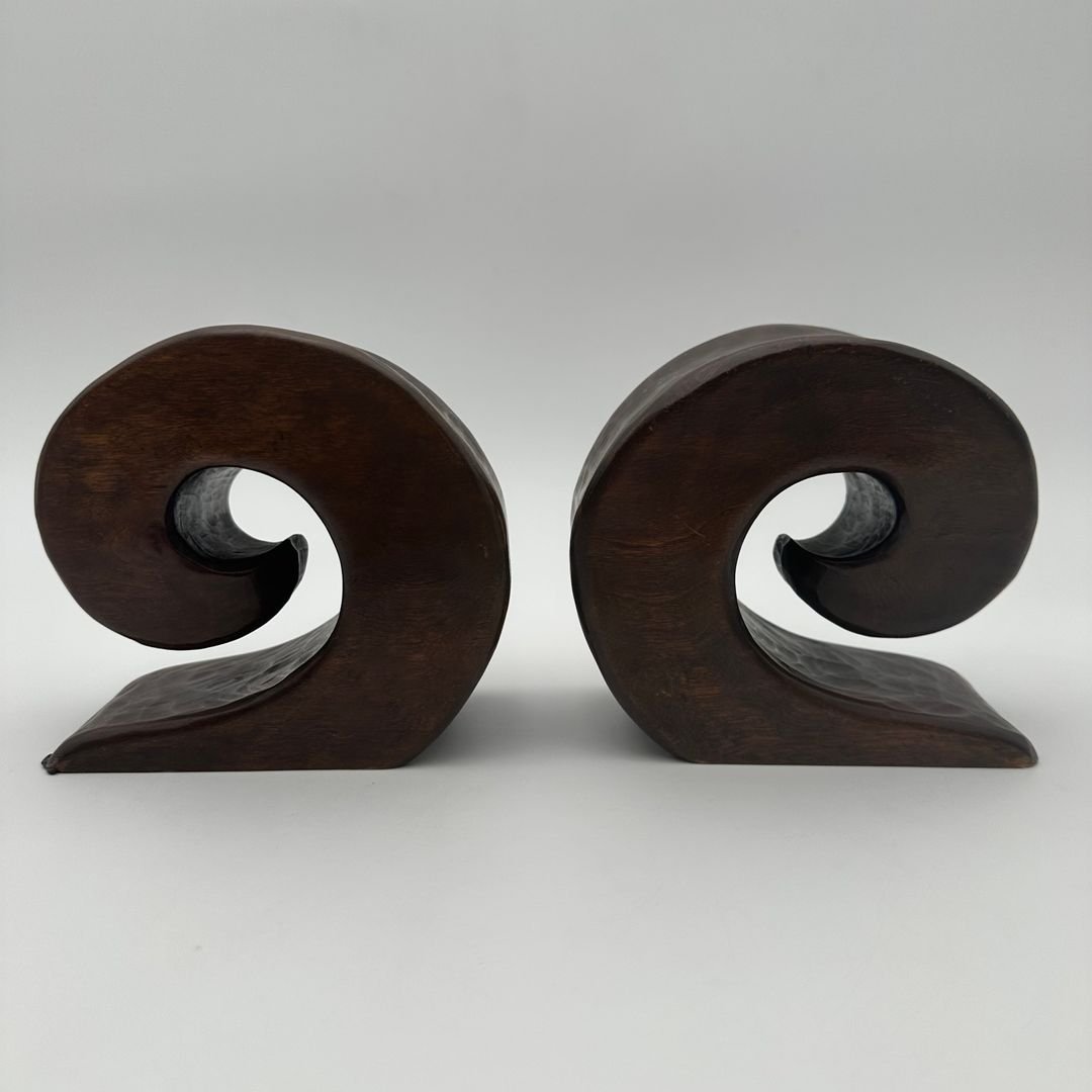 Paire de serre-livres en noyer – Dans le goût d’Alexandre Noll, France, vers 1950-photo-7