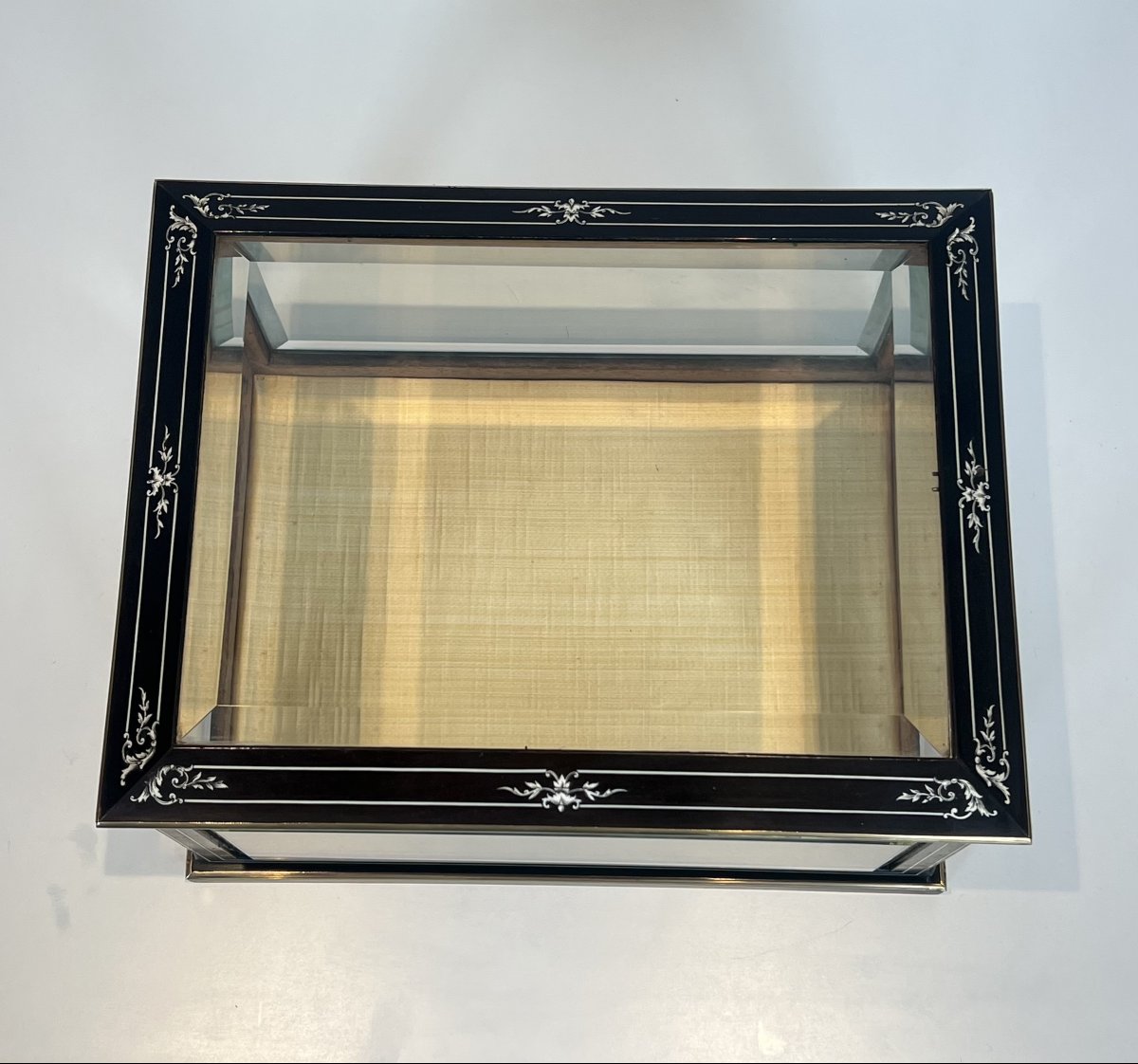 Coffret à Bijoux Napoléon III en Bois Laqué Noir et Verres Biseautés à Incrustations de Nacre e-photo-3