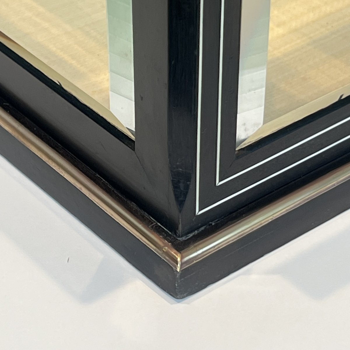 Coffret à Bijoux Napoléon III en Bois Laqué Noir et Verres Biseautés à Incrustations de Nacre e-photo-5