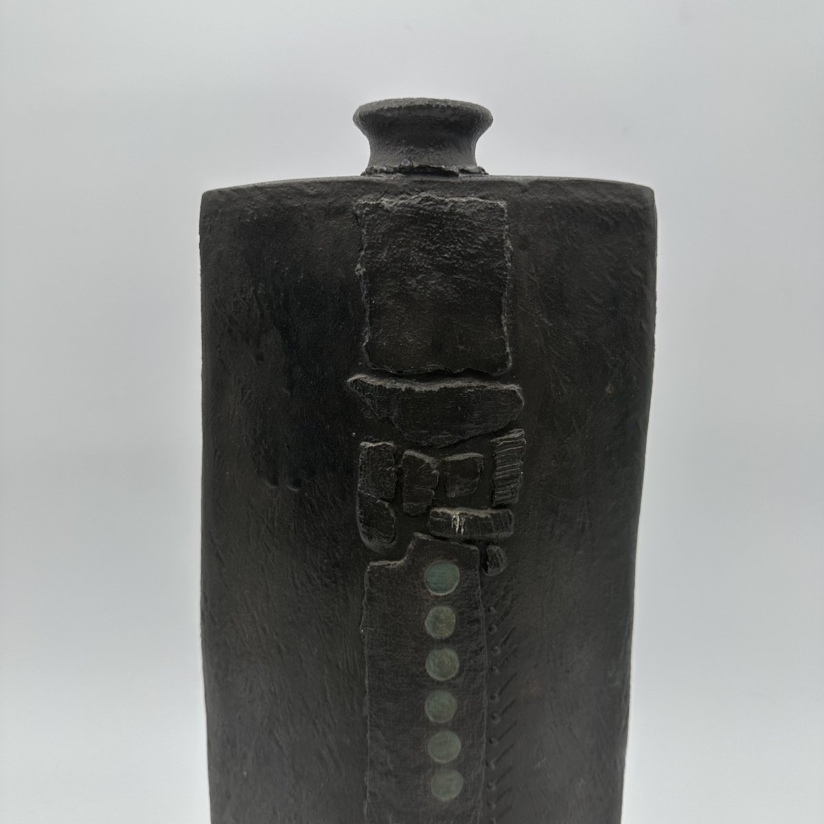 Large Sculptural Brutalist Black Ceramic Vase, Signed Studio Piece, 1970s.-photo-3