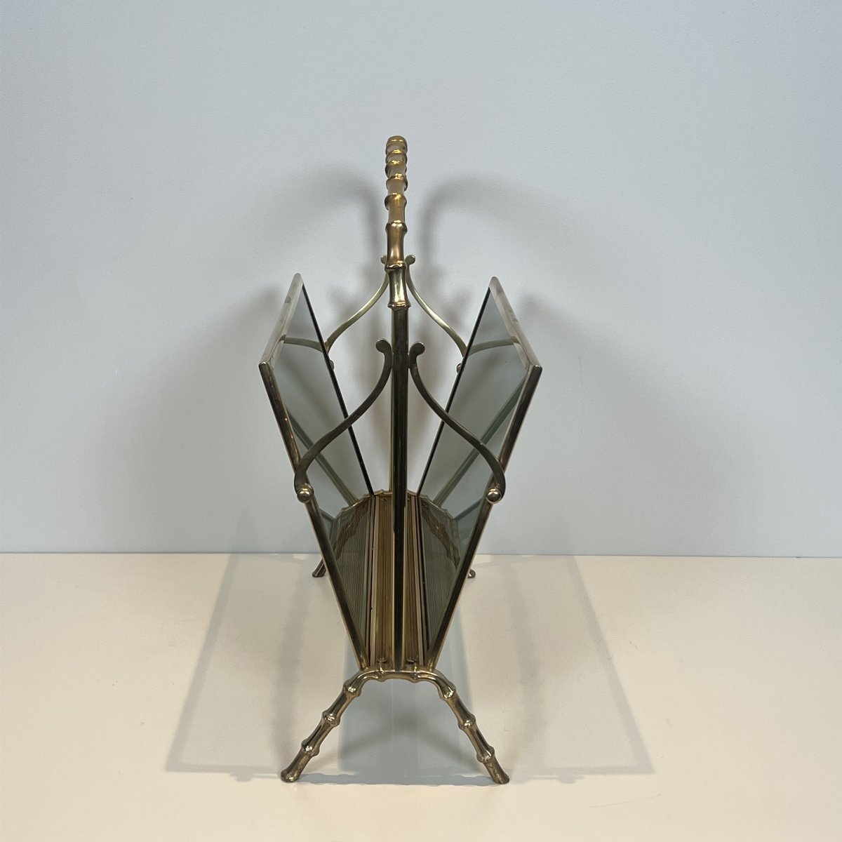 Porte-Revues en Laiton Faux-Bambou et Verre Fumé, Attribué à la Maison Baguès, Années 1970.-photo-8