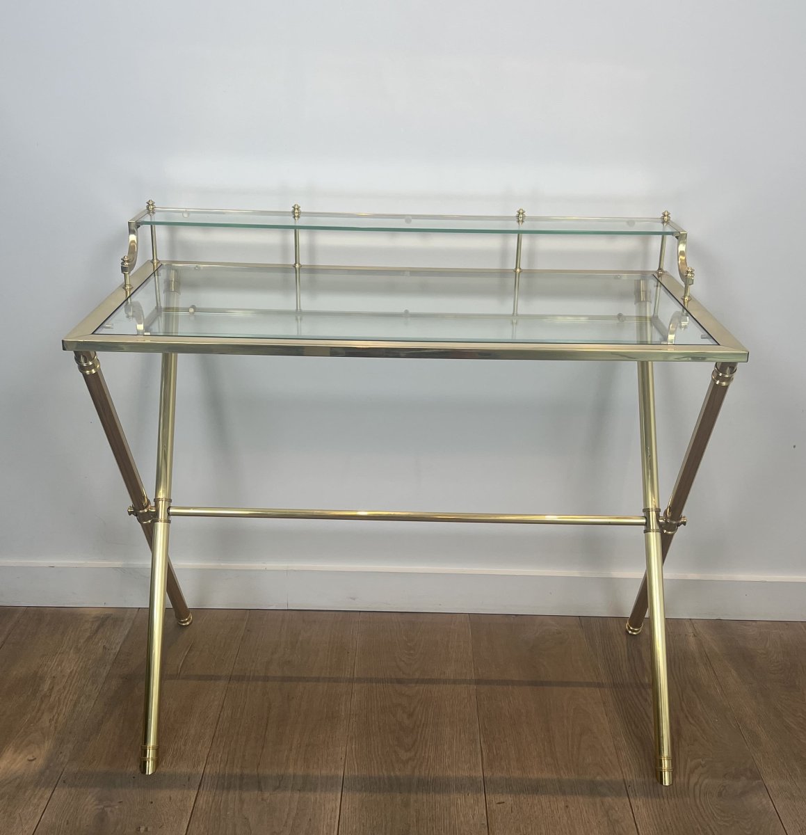 Bureau à Gradin de Style Néoclassique en Laiton et Verre. Vers 1970-photo-1