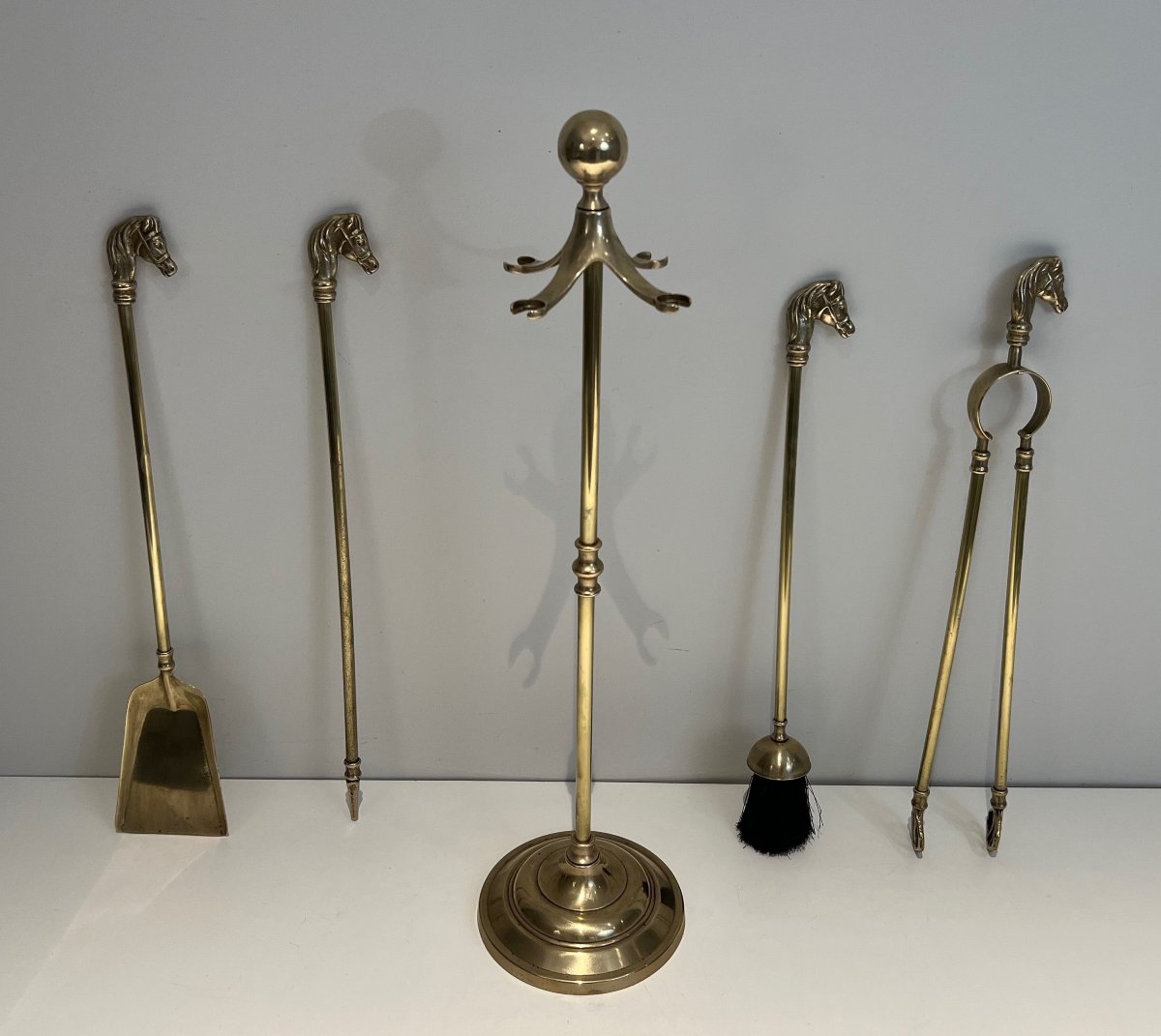 Fireplace Set In Brass Horse Head Model-photo-1