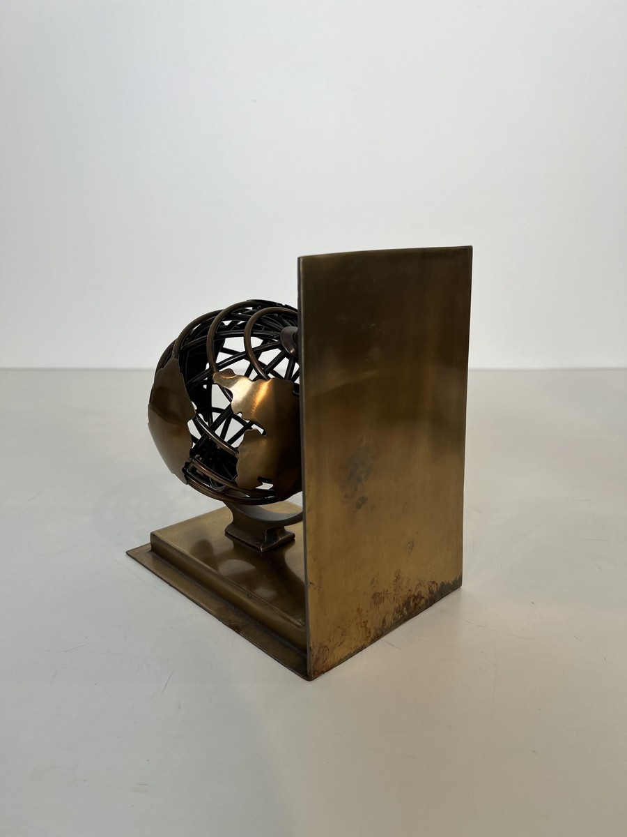 Pair Of Brass Bookends Featuring Openwork Terrestrial Globes. French Work. Circa 1970-photo-3