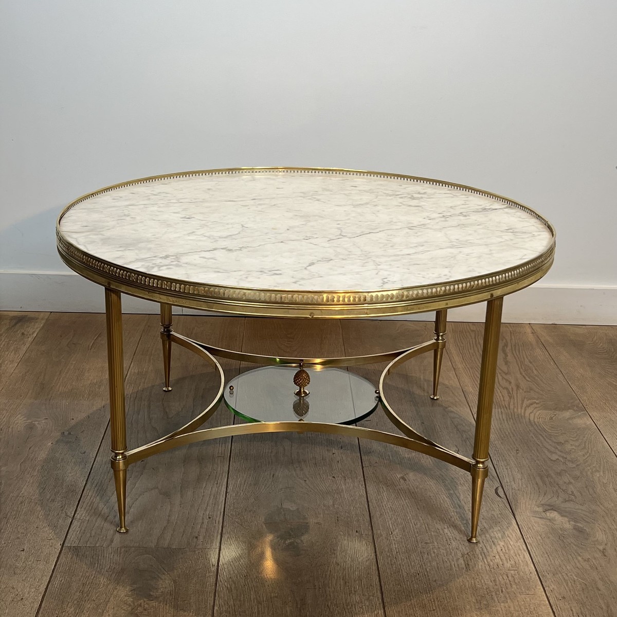 Round Neoclassical Coffee Table In Brass With A Beaded Gallery. White Marble Top And Lo. French-photo-2