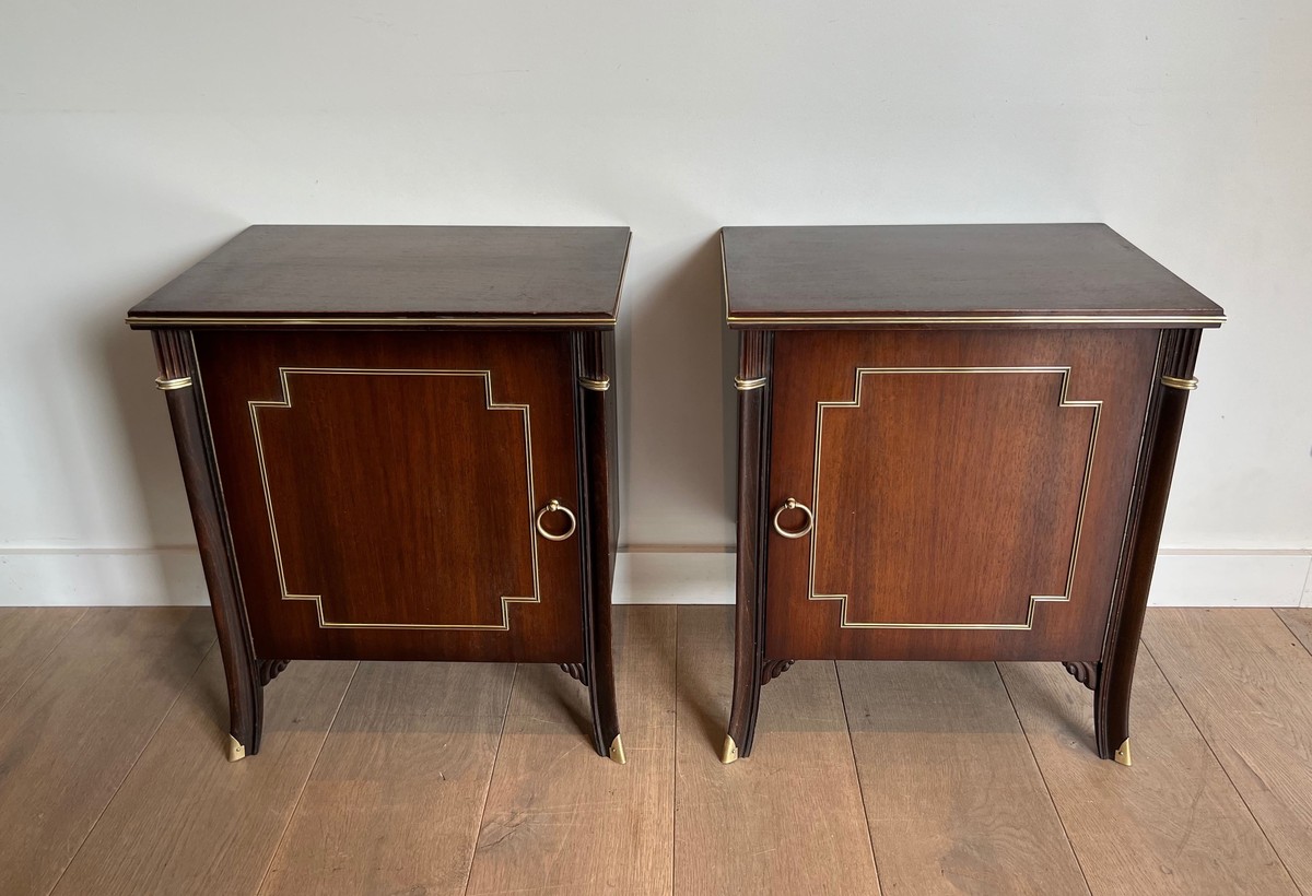Paire de Meubles d'Appoint à Porte en Acajou et Filets de Laiton. Travail Français dans le Goût-photo-4