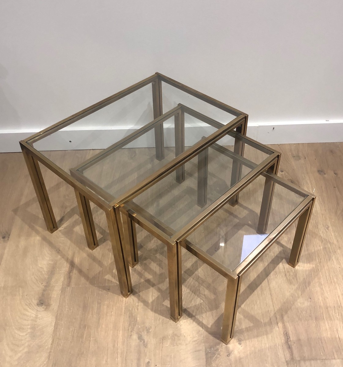 Set Of 3 Nesting Tables In Brass And Glass. French Work By Guy Lefèvre For Maison Jansen. Circa-photo-7