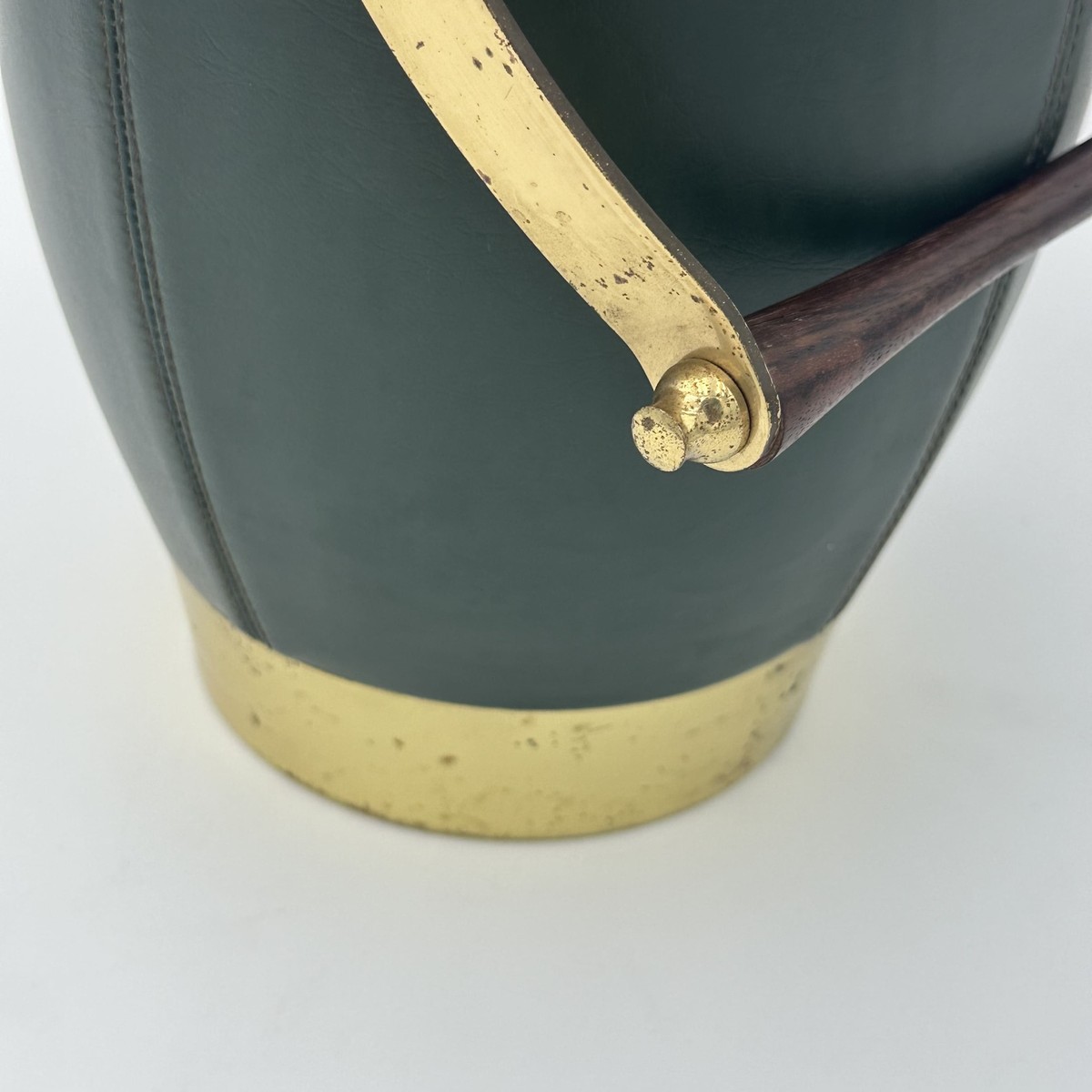 Ice Bucket Sheathed In Green Leather And Brass With An Arched Handle. Italian Work. Circa 1960-photo-6
