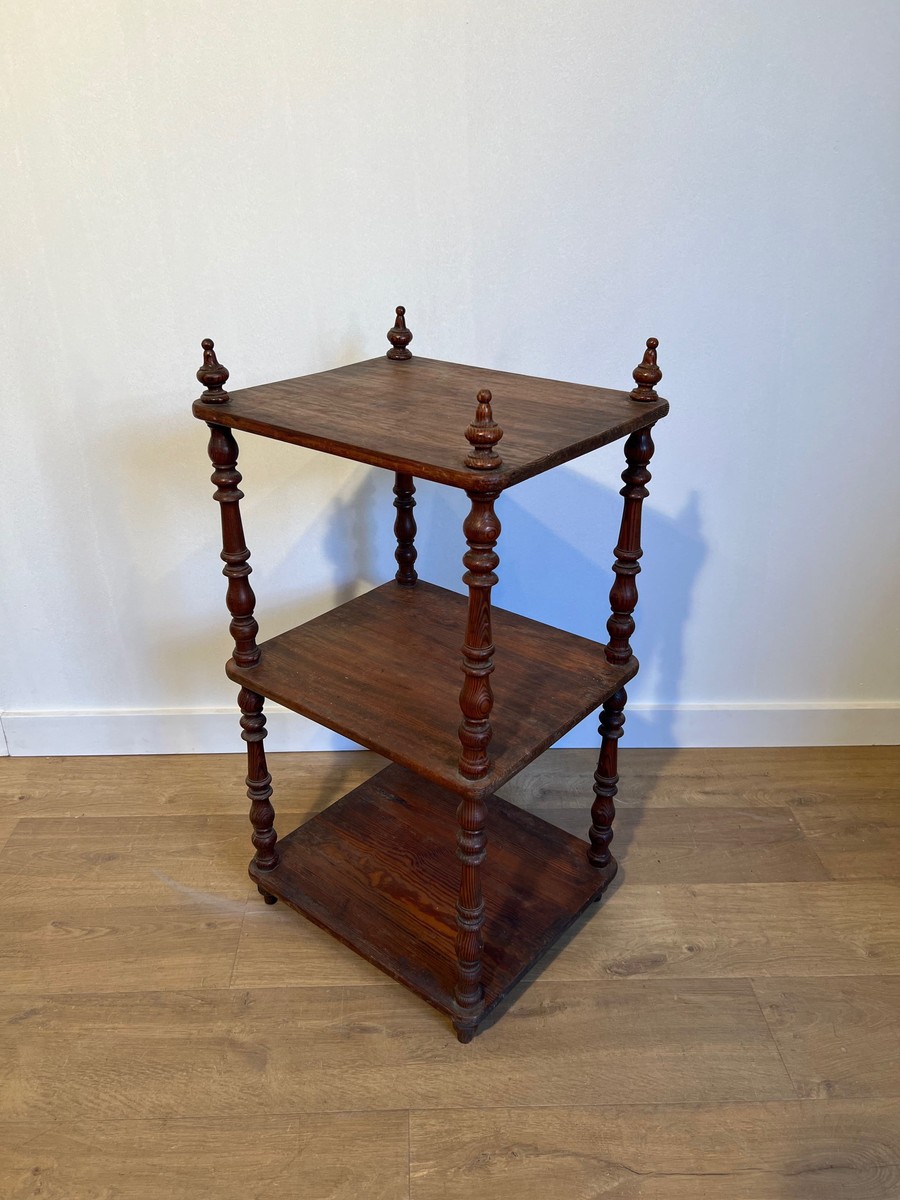 Three-tier Shelf In Pitch Pine With Turned Columns And Finials. Napoléon III Period. French Wor-photo-1