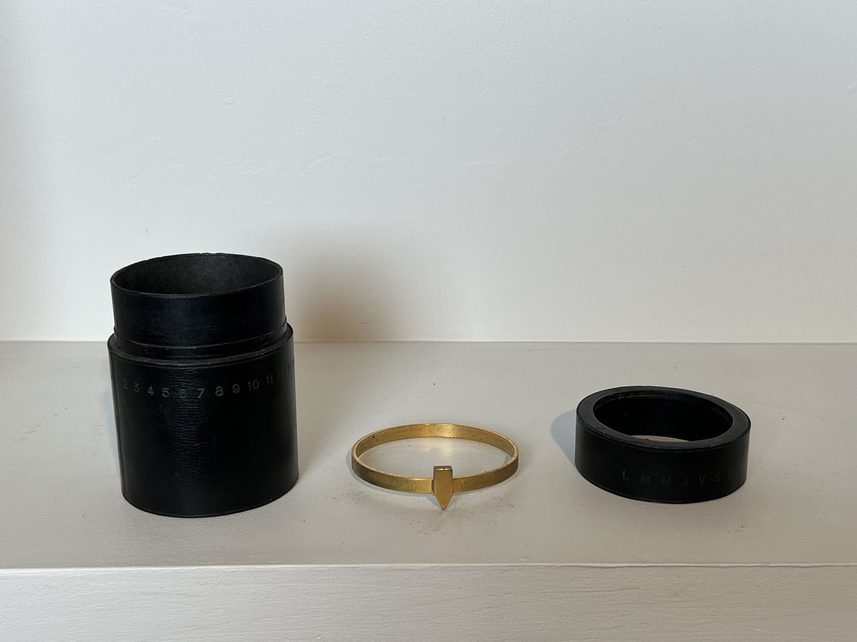 Cylindrical Pencil Holder In Black Leather With Rotating Perpetual Calendar And Brass. In The S-photo-2