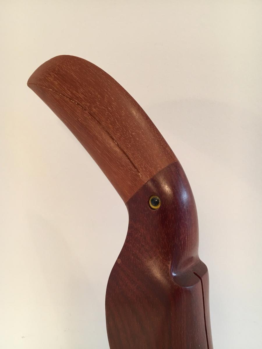  Beau Toucan Stylisé En Bois Exotiques Et Yeux En Verre. Vers 1930 -photo-4