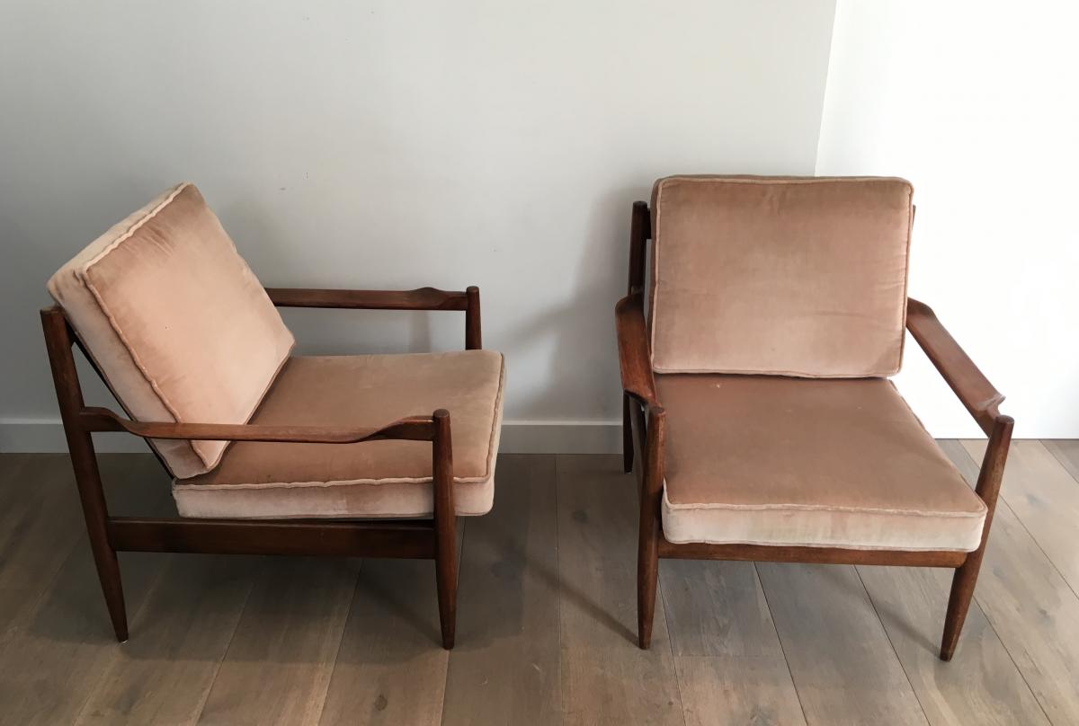 Pair Of Scandinavian Armchairs. Marqués.-photo-1