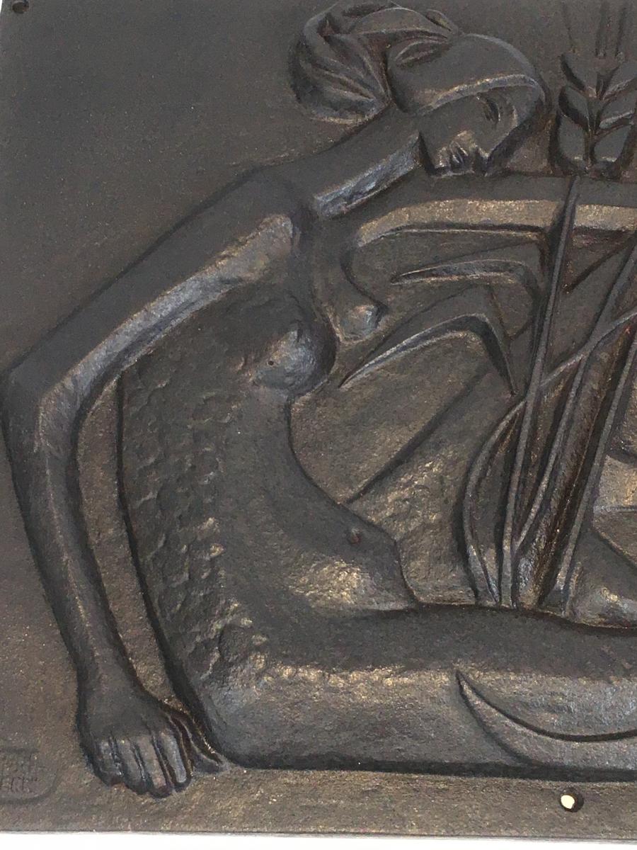 Cast Iron Fireback Representing A Nude Woman With A Scythe And Ears Of Wheat. Stamped-photo-4