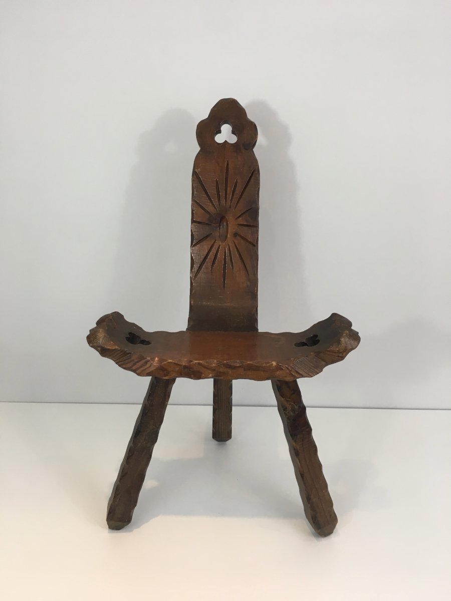 Petite Chaise De Montagne Tripode En Bois Sculpté 1950 