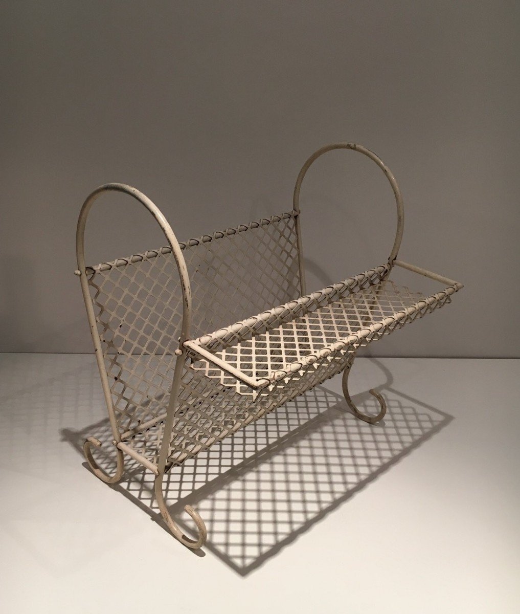 White Lacquered Et Perforated Magazine Rack. French Work In The Style Of Mathieu Matégot. 1950s