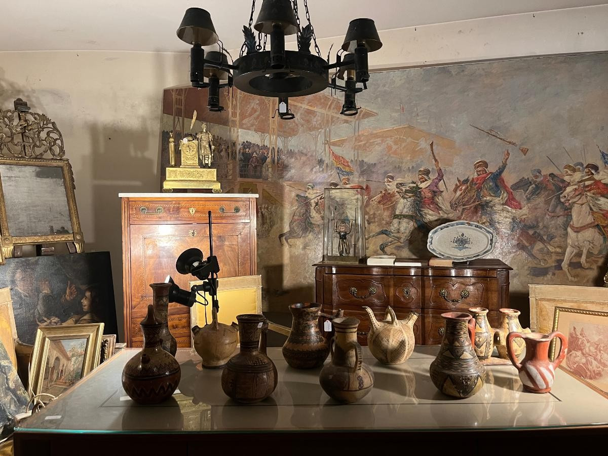 BARSE ANTIQUES