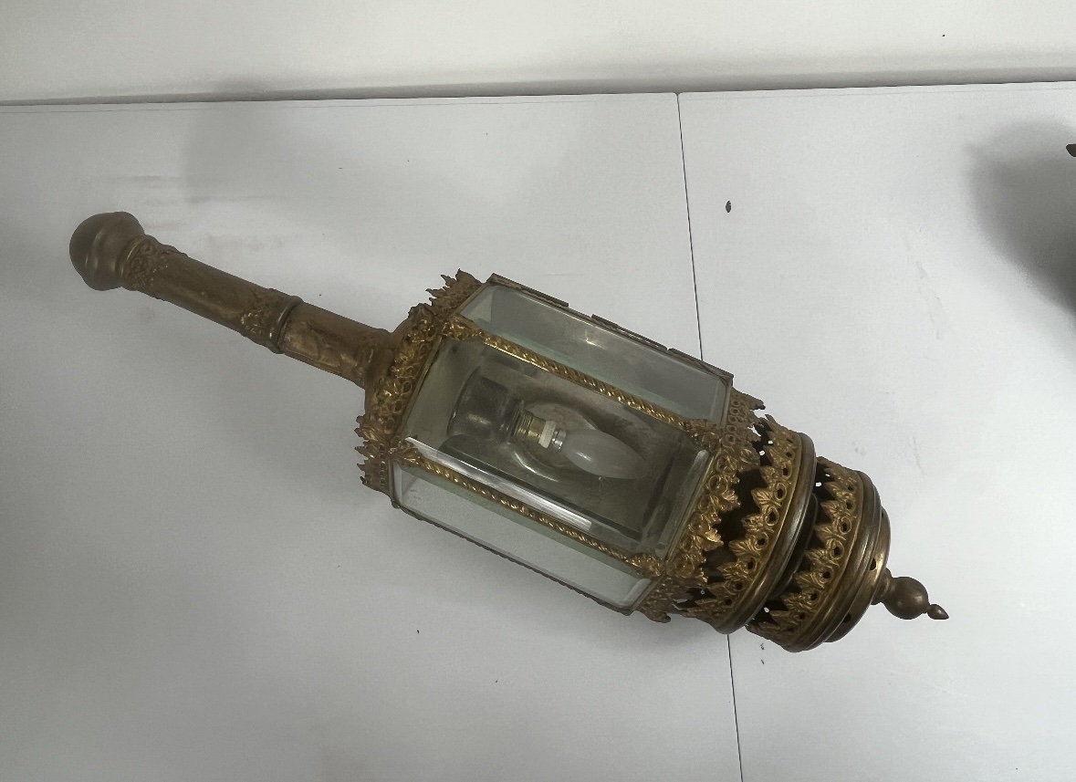Pair Of Carriage Lanterns-photo-3
