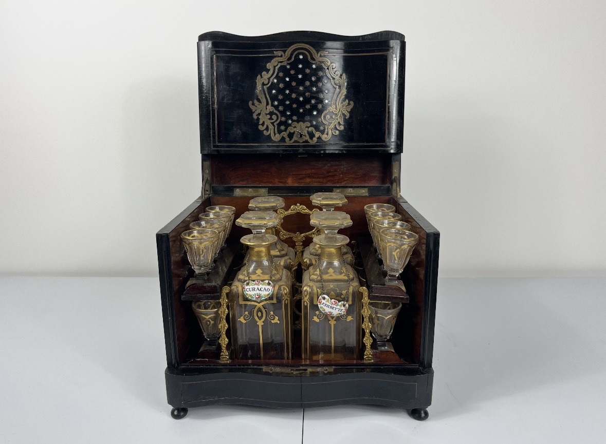 Napoleon III Liqueur Cabinet-photo-3