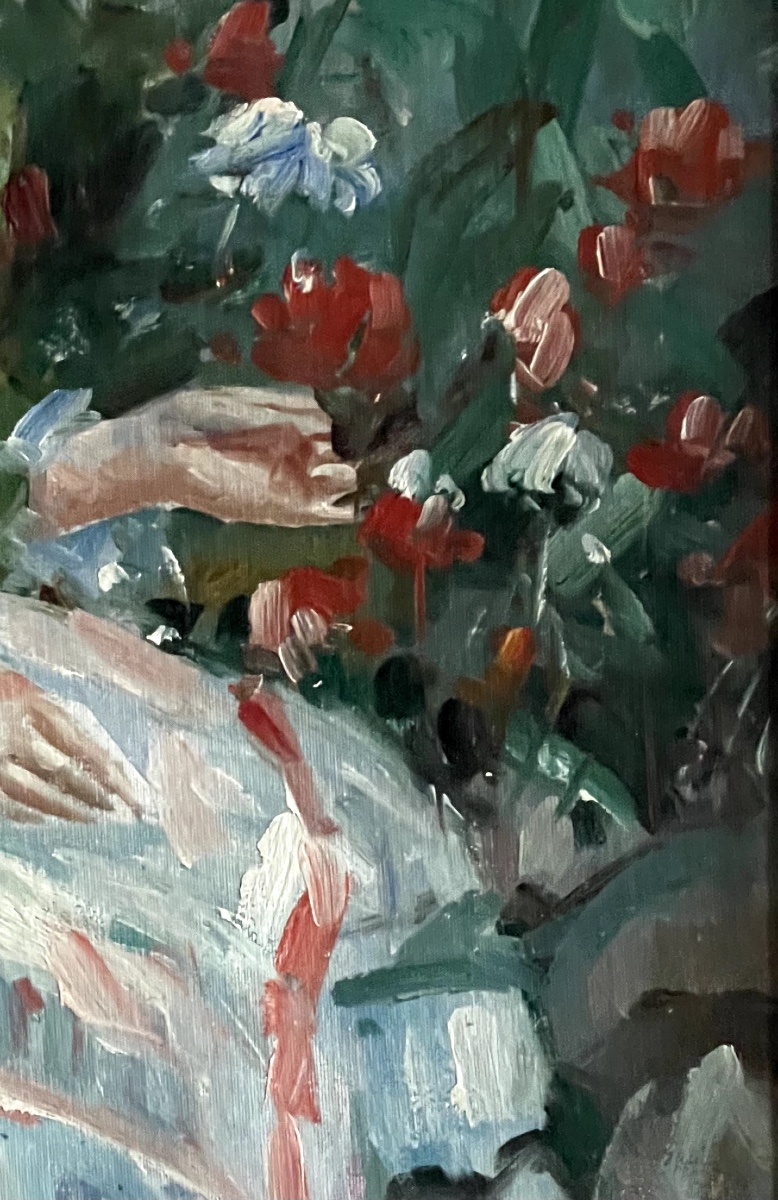 Jeune femme rousse au milieu des fleurs-photo-4