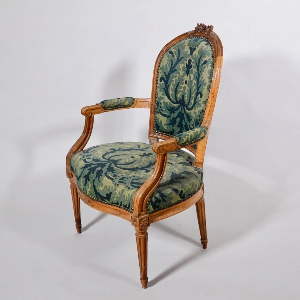 Série de six  fauteuils cabriolets Louis XVI -photo-2