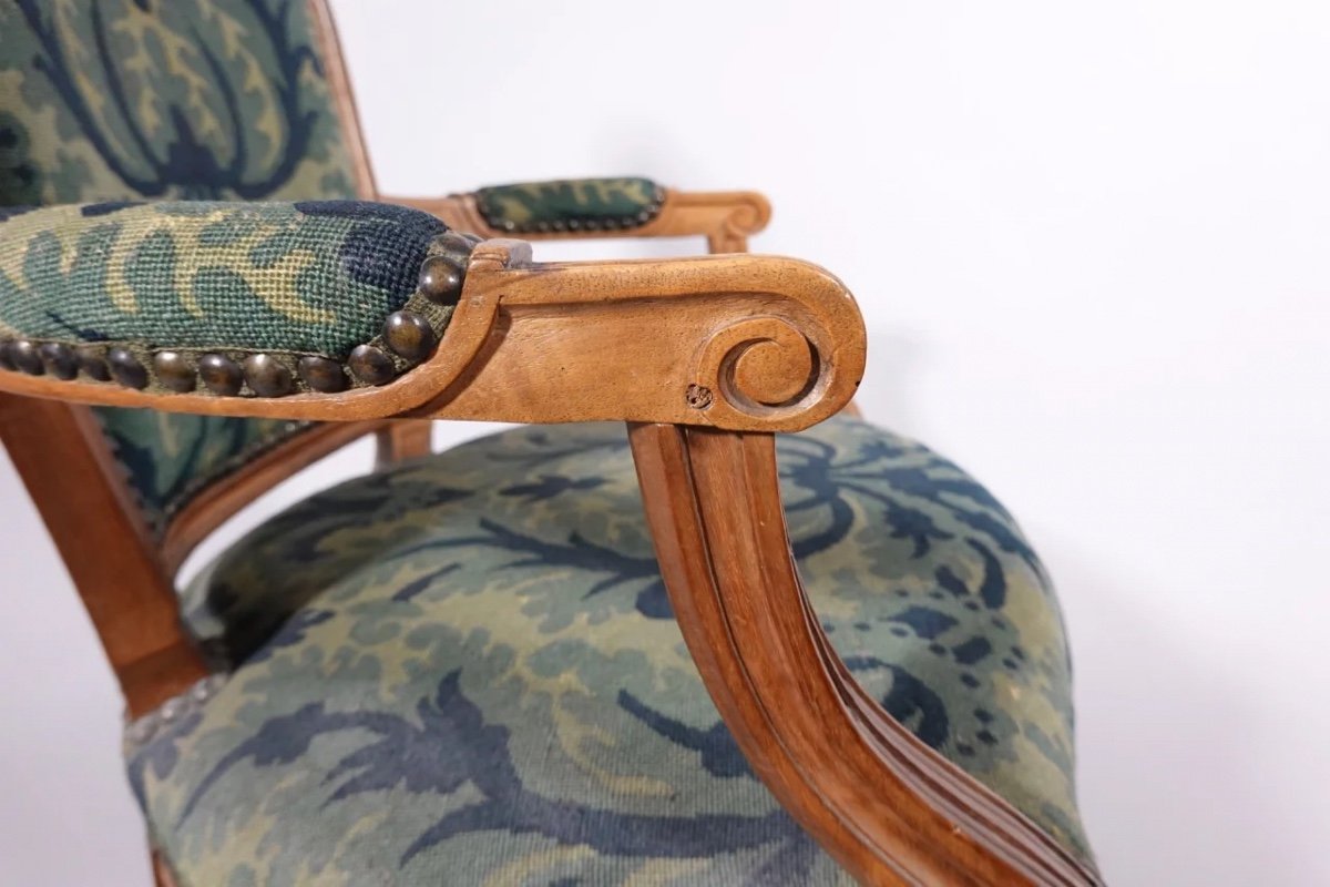 Série de six  fauteuils cabriolets Louis XVI -photo-6