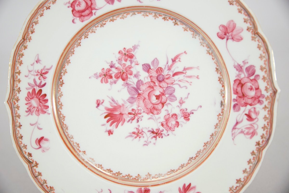 Chinese Porcelain Plate-photo-1