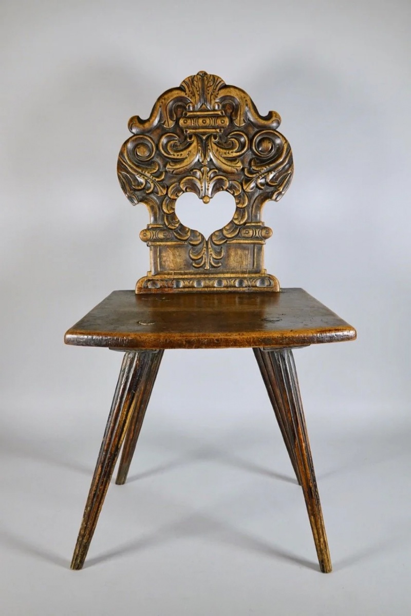 Pair Of Alsatian Chairs-photo-2