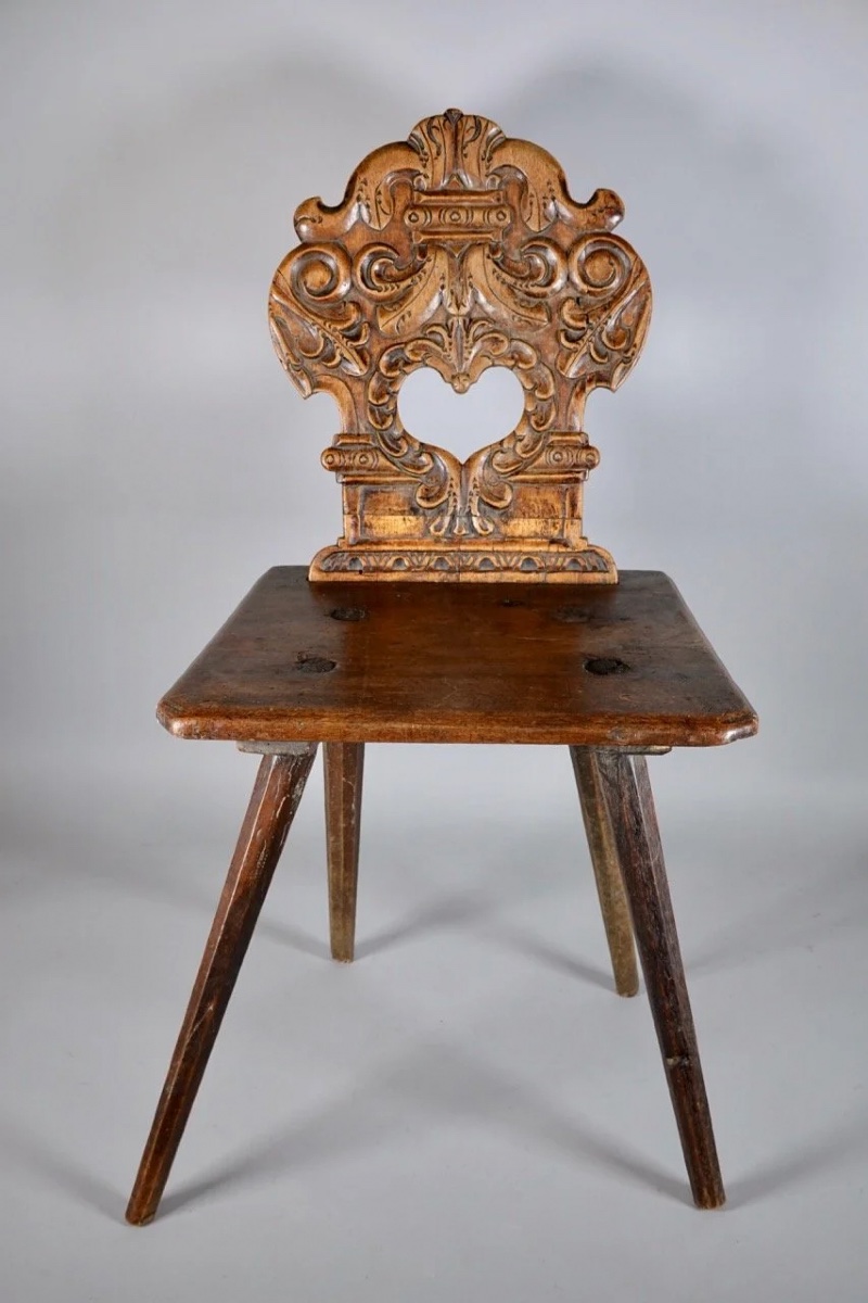 Pair Of Alsatian Chairs-photo-3