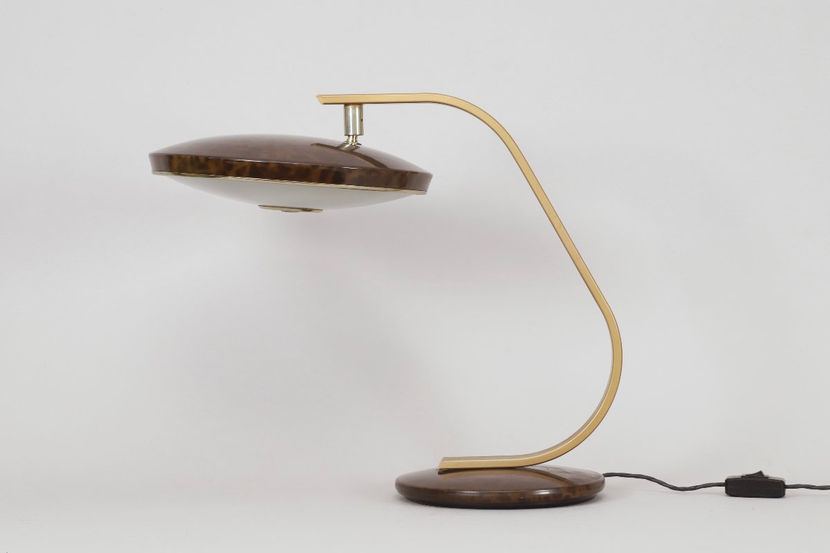 Fase Desk Lamp