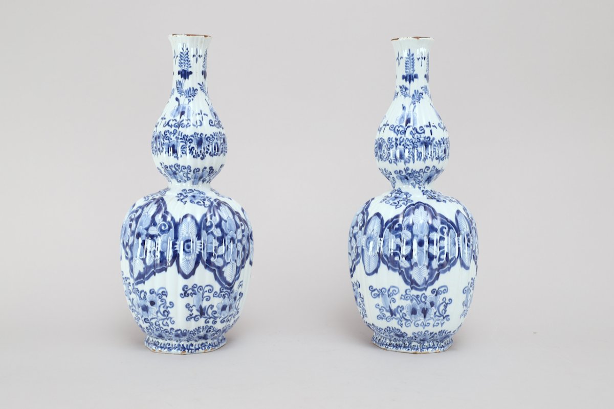 Paire de vases Delft