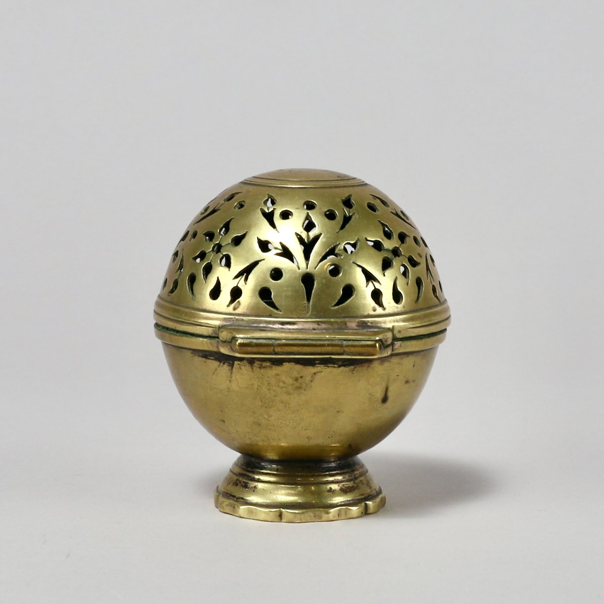 Laiton Sponge Holder-photo-2