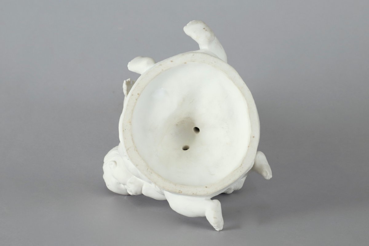 Biscuit en porcelaine de Sèvres-photo-4