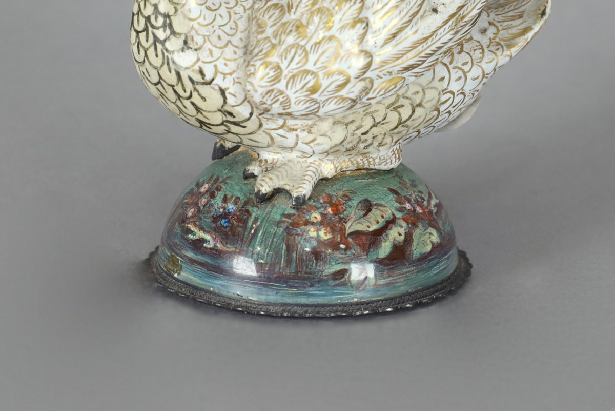 Swan-shaped Perfume Bottle-photo-2