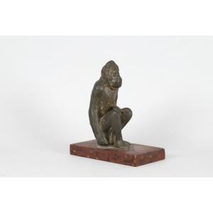 Statuette de singe en bronze