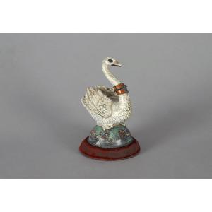 Swan-shaped Perfume Bottle