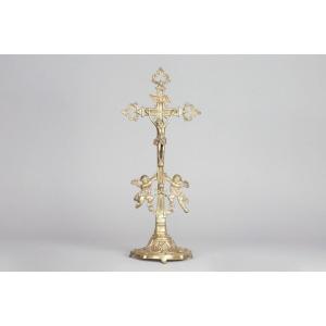 Crucifix en laiton
