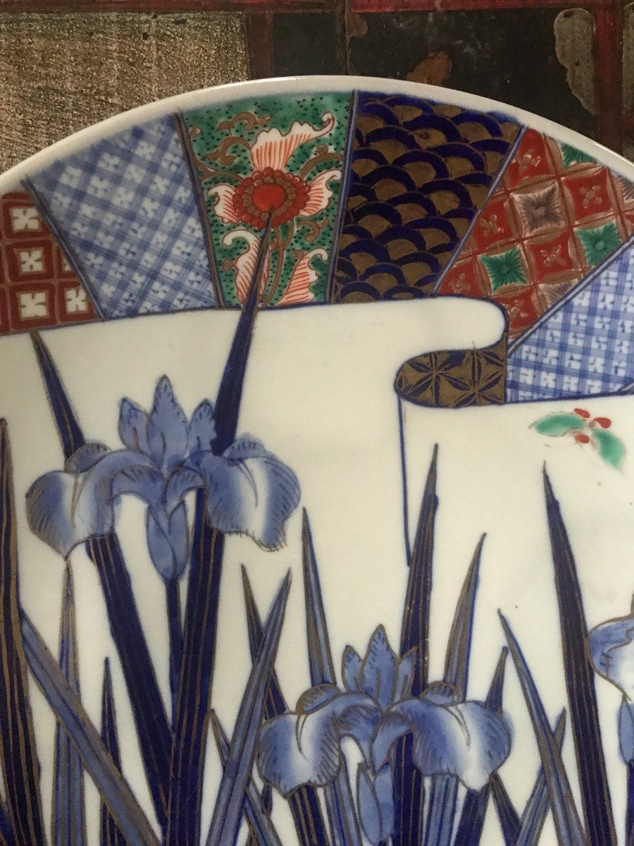 Plat En Porcelaine Imari à Décor d'Iris Japon époque Meiji XIXème Siècle-photo-1