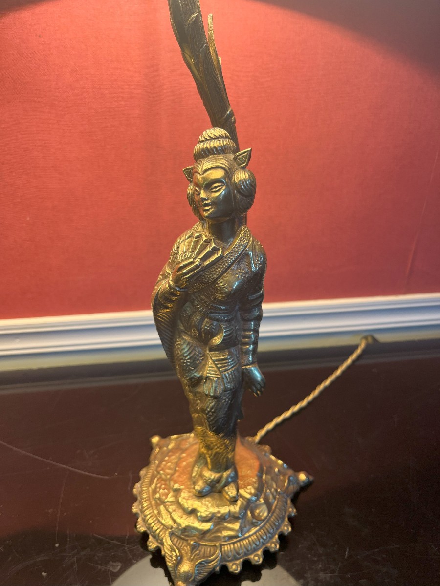 Paire De Lampes Aux Chinois En Bronze Doré Maison Baguès XXème Siècle-photo-1