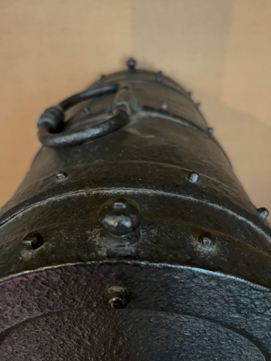16th Century Iron Box With Domed Lid-photo-4