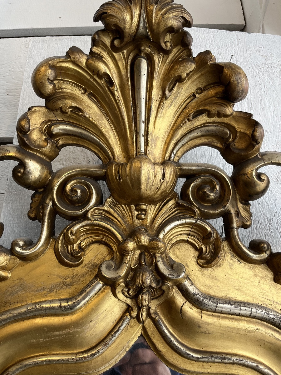 Miroir de style baroque en stuc et bois doré et argenté, XIXème siècle -photo-1