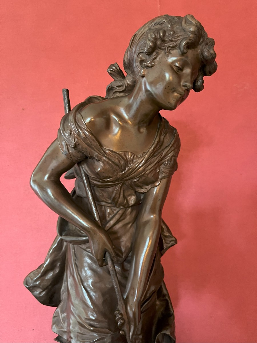Bronze à patine brune-Hippolyte François Moreau-La pêcheuse de crevettes-photo-2