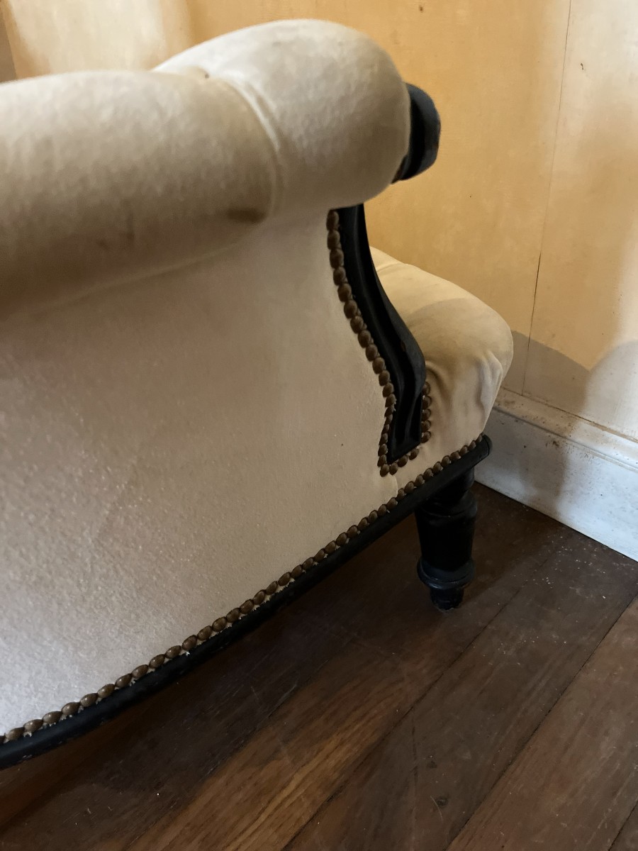Paire de fauteuils Napoléon III capitonnés, velour de soie , XIXème siècle-photo-1