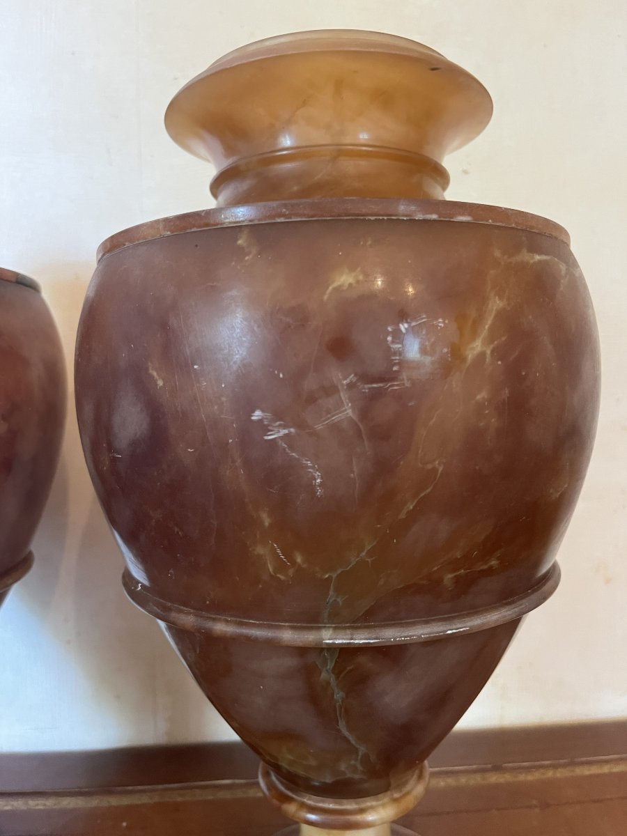 Paire de vases en albâtre de forme balustre ,couleur miel,XIXème siècle-photo-4