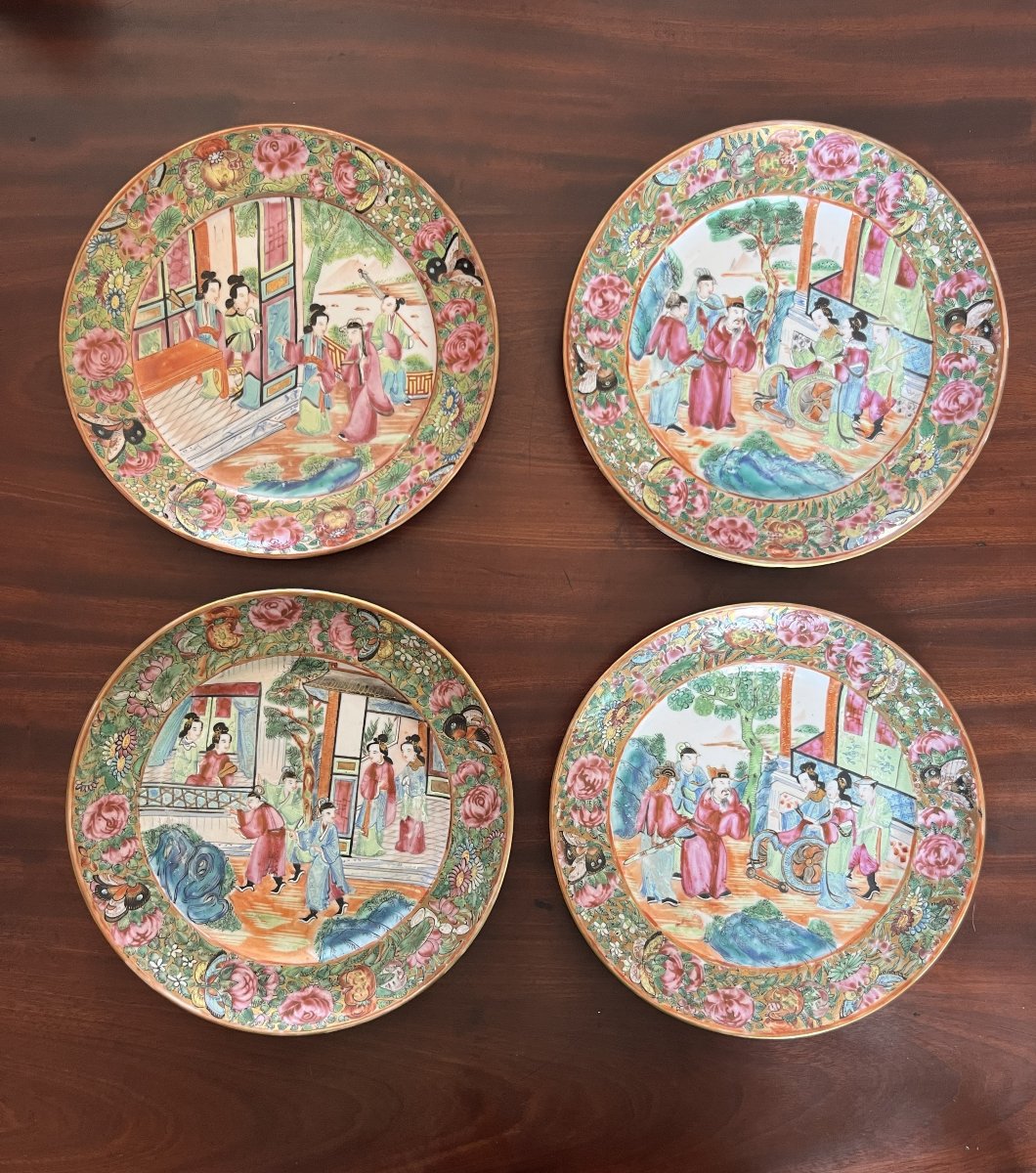 4 Chinese Porcelain Plates, Canton, 19th Century