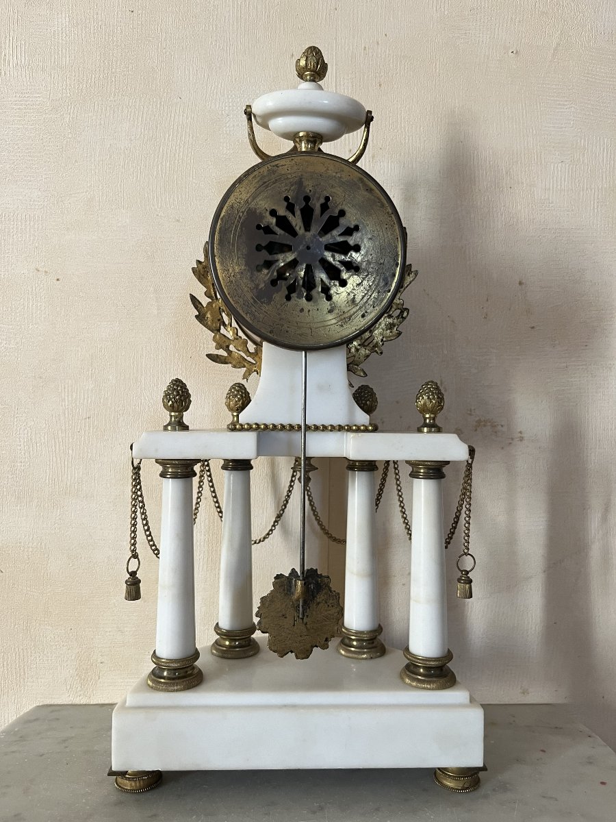 Louis XVI-style Clock In White Marble And Gilded Bronze, Late 19th Century-photo-2