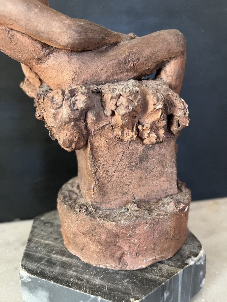 Terre cuite originale XIXème siècle représentant une nymphe -photo-1